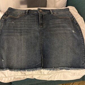 Denim skirt